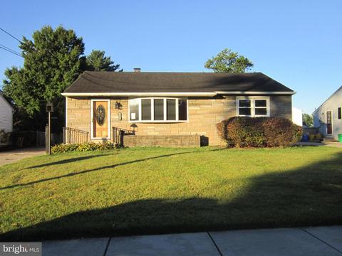 241 Richards Ave, Barrington, NJ 08007