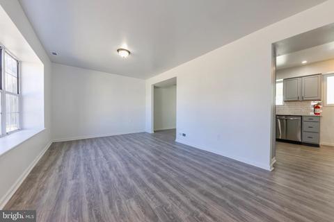 18 Devonshire, Sicklerville, NJ 08081 photo 4