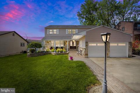 38 N Syracuse Dr, Cherry Hill, NJ 08034