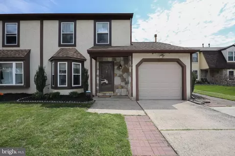 20 Christopher Rd, Voorhees, NJ 08043