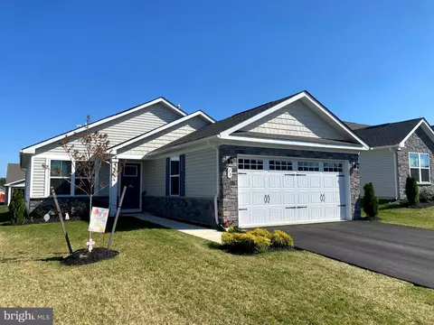 15 Senators Way, Berlin, NJ 08009