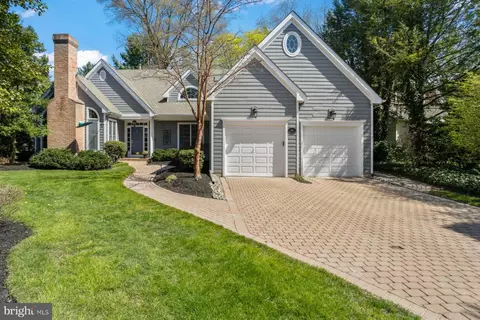 671 Pomona Ave, Haddonfield, NJ 08033