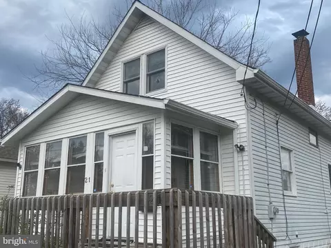 21 Holly St, Clementon, NJ 08021