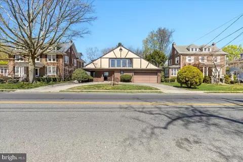 437 Collings Ave, Westmont, NJ 08108