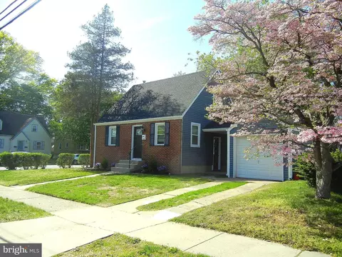 108 Park Dr, Bellmawr, NJ 08031