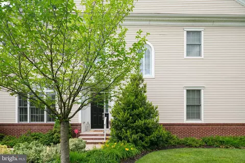 501 Cantor Trl, Cherry Hill, NJ 08002