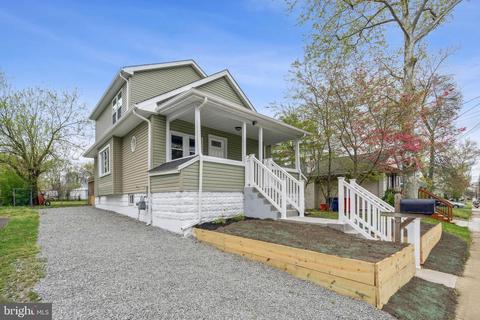 220 W Evergreen Ave, Somerdale, NJ 08083