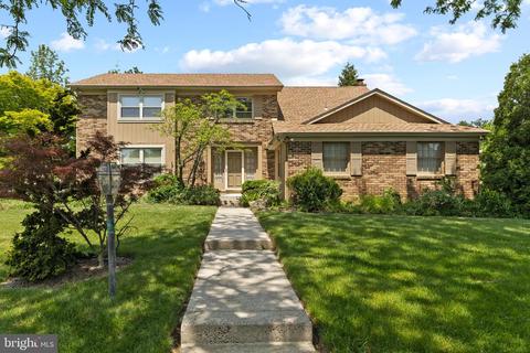 1638 Prince Dr, Cherry Hill, NJ 08003