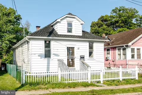 2432 45th St, Pennsauken, NJ 08110