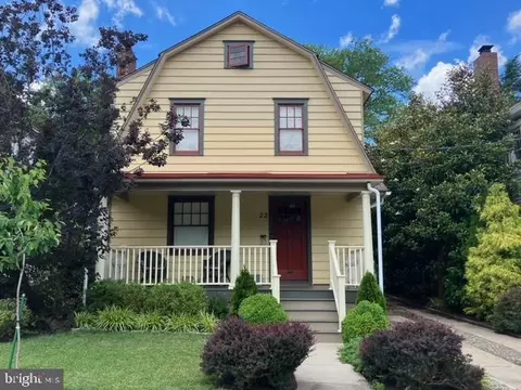22 Evergreen Ln, Haddonfield, NJ 08033