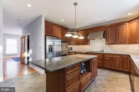 620 Cedar Ave, Haddonfield, NJ 08033 photo 13