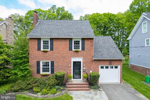 201 Elm Ave, Haddonfield, NJ 08033