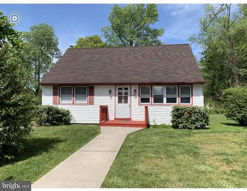 1405 Spruce Ave, Voorhees, NJ 08043