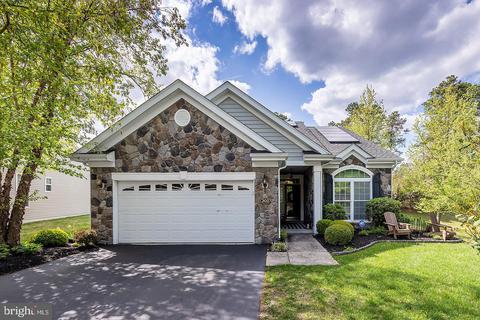 303 Bittlewood Ave, Berlin, NJ 08009