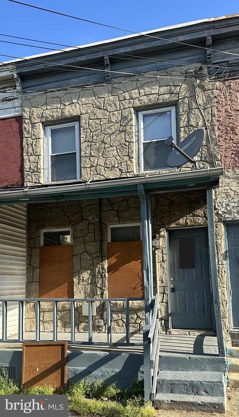 751 Ramona Gonzalez St, Camden, NJ 08103