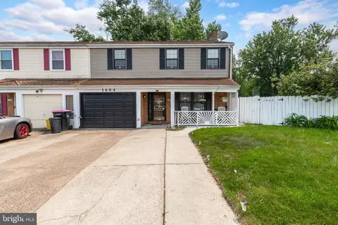1604 Acorn Pl, Clementon, NJ 08021
