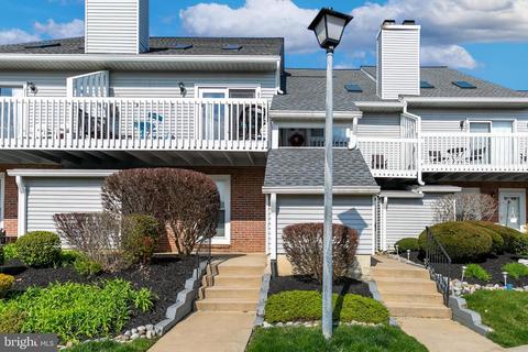 213 Park Place Dr, Cherry Hill, NJ 08002