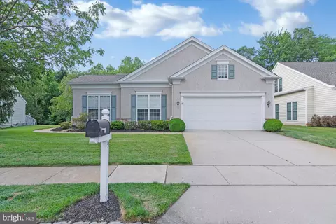 9 Festival Dr, Voorhees, NJ 08043