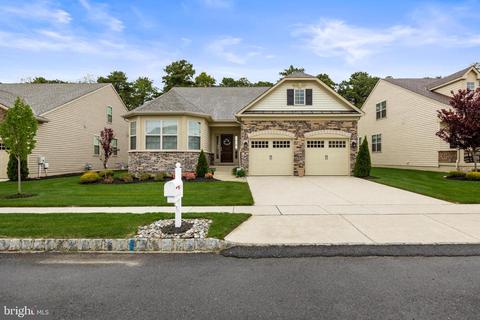 41 Remington Dr, West Berlin, NJ 08091