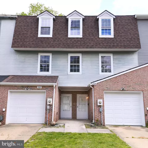 26 Hampton Gate Dr, Sicklerville, NJ 08081
