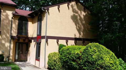 413 Sonora Ln, Sicklerville, NJ 08081
