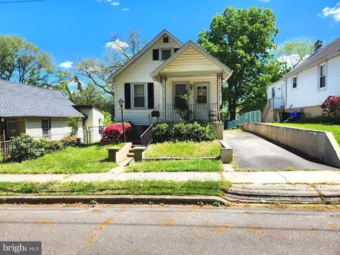 313 S Lowell Ave, Bellmawr, NJ 08031