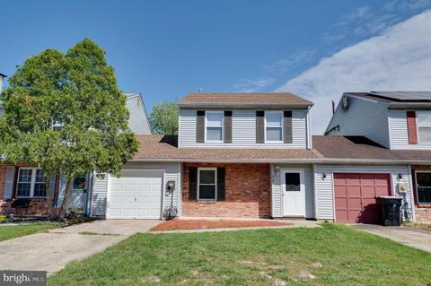 68 Blue Jay Dr, Clementon, NJ 08021
