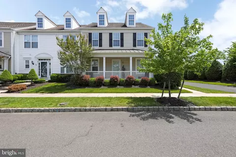 28 Borton Ave, Voorhees, NJ 08043
