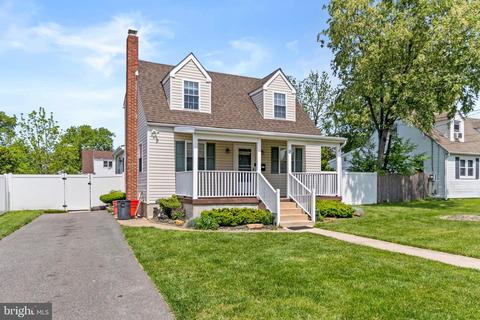 9 Whitman Ave, Stratford, NJ 08084