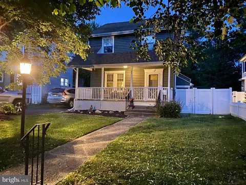 31 Conwell Ave, Cherry Hill, NJ 08002