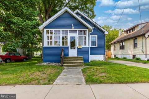 30 Gloucester Ave, Mount Ephraim, NJ 08059