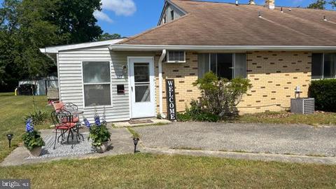 127 Elmtowne Blvd, Hammonton, NJ 08037