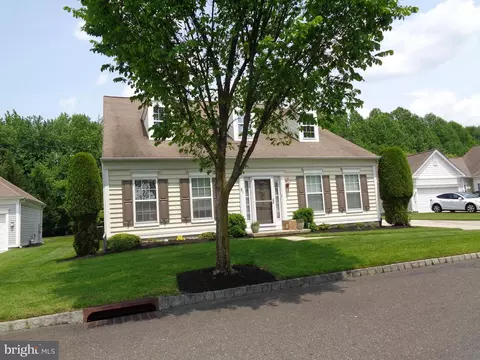 81 Matlack Dr, Voorhees, NJ 08043