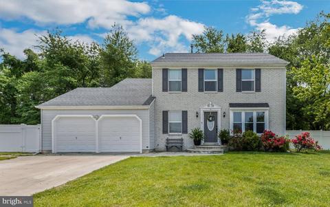 10 Hampshire Ct, Sicklerville, NJ 08081
