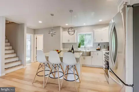 76 Sartori Ave, Mount Ephraim, NJ 08059