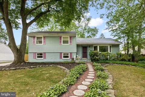 414 Cornwall Rd, Cherry Hill, NJ 08034