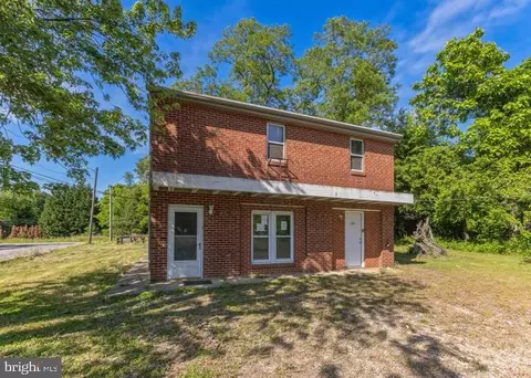 110 Jackson Rd, Berlin, NJ 08009