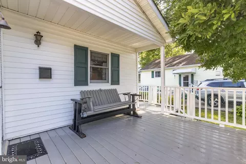 326 W Madison Ave, Magnolia, NJ 08049