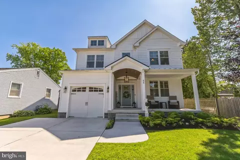 88 Utica Ave, Westmont, NJ 08108
