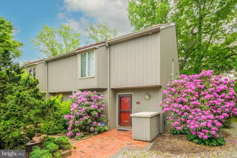 122 The Mews, Haddonfield, NJ 08033