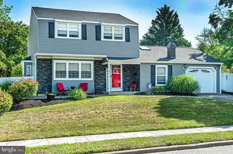 3 Appomattox Dr, Clementon, NJ 08021