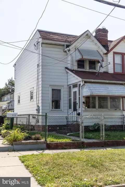 217 Haakon Rd, Brooklawn, NJ 08030
