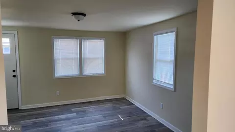 341 E 3rd Ave, Runnemede, NJ 08078 photo 3