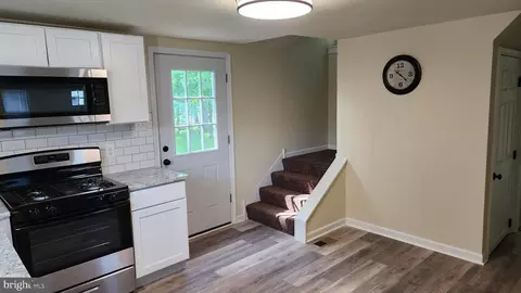 341 E 3rd Ave, Runnemede, NJ 08078 photo 5