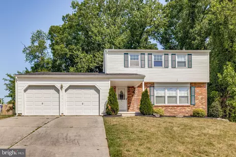 12 Cedar Creek Dr, Clementon, NJ 08021