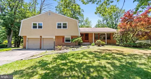 91 Charlann Cir, Cherry Hill, NJ 08003