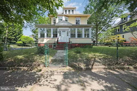24 Frazer Ave, Collingswood, NJ 08108