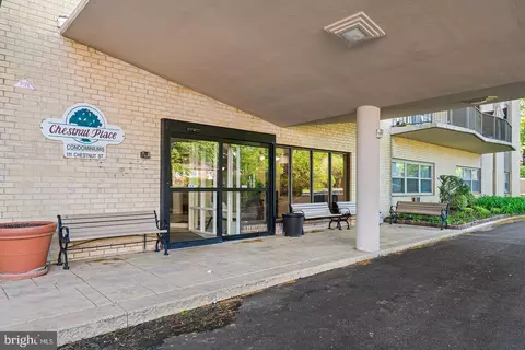 411 Chestnut Pl, Cherry Hill, NJ 08002