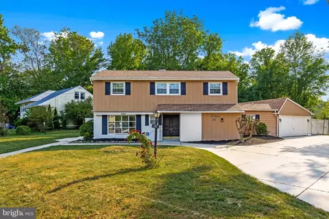 600 Douglas Dr, Cherry Hill, NJ 08034