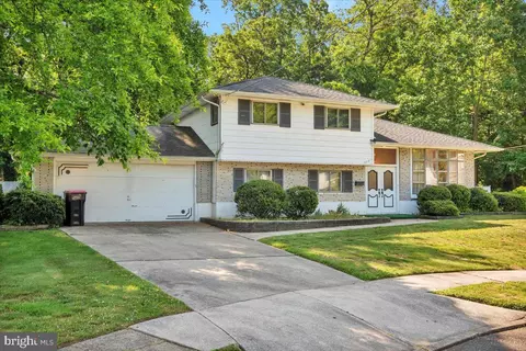 275 Tilford Rd, Somerdale, NJ 08083